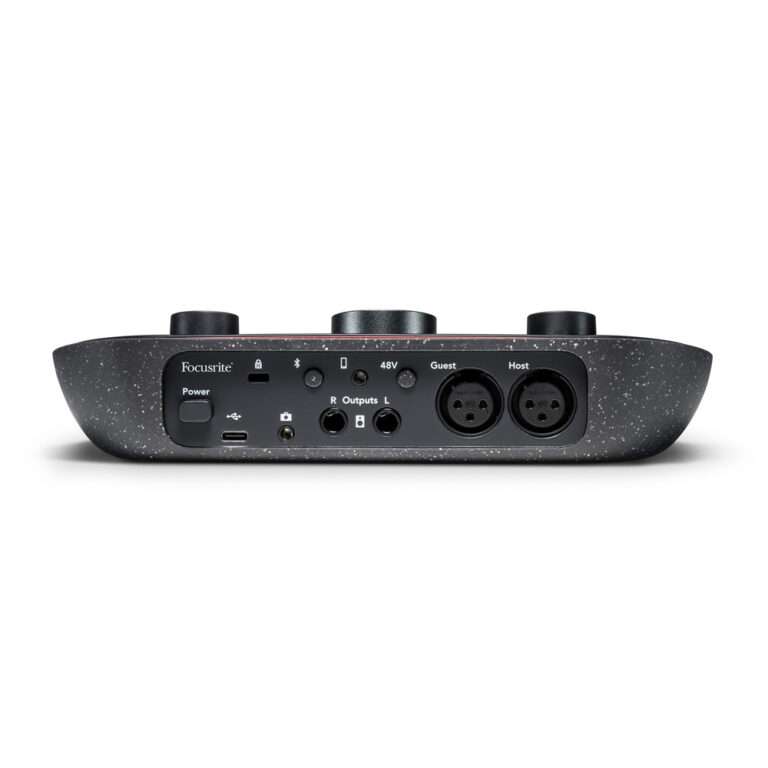 Focusrite Vocaster Two Studio - Image 7